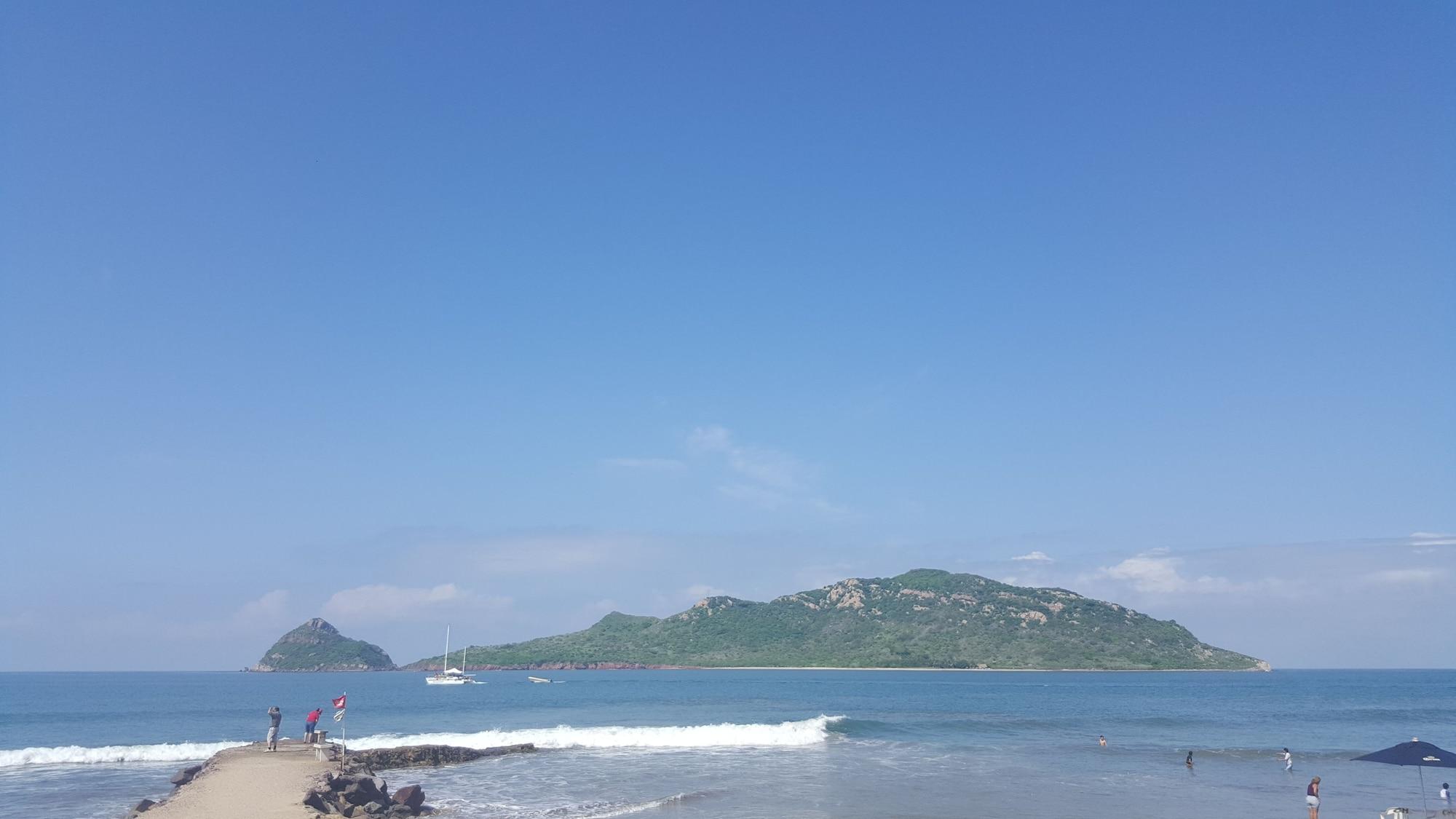 Las Flores Beach Resort Масатлан Экстерьер фото